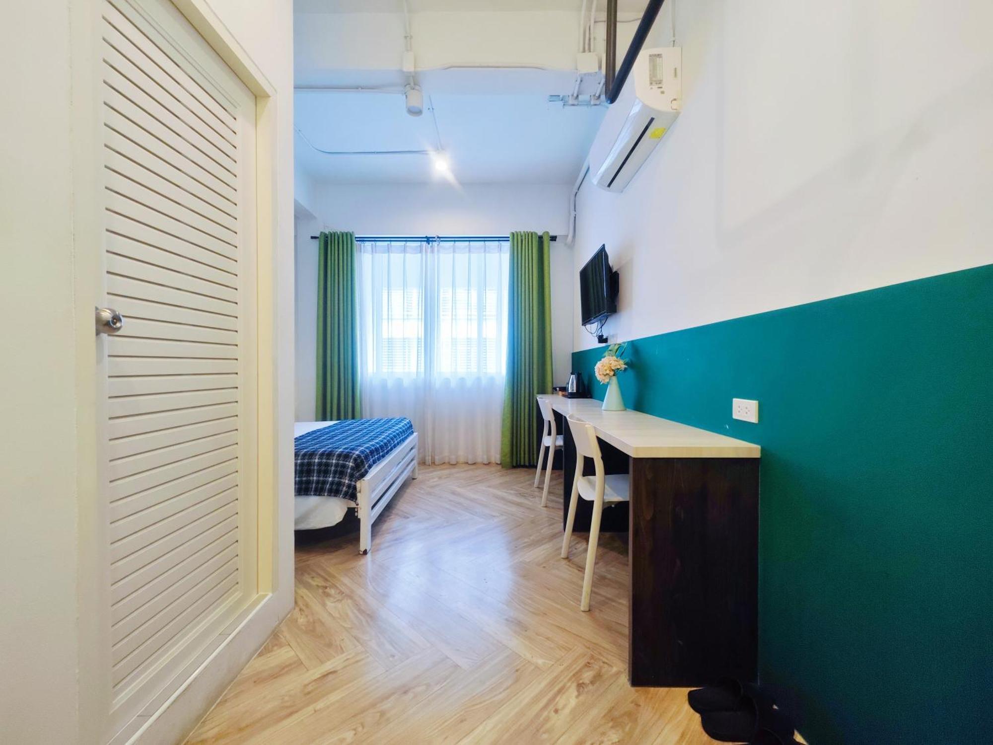 Ostay Asoke Bangkok Makkasan Exterior foto